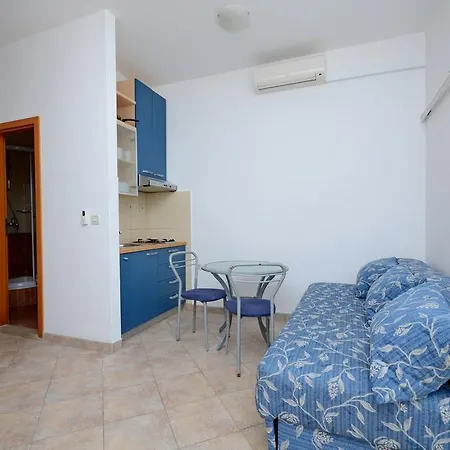 Jure Apartment