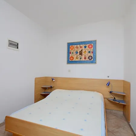 Jure Apartment