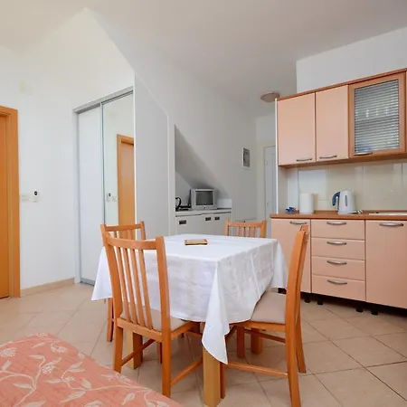 Apartment Jure *